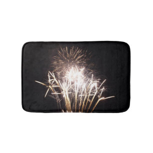 White and Gold Fireworks I Patriotic Celebration Badematte