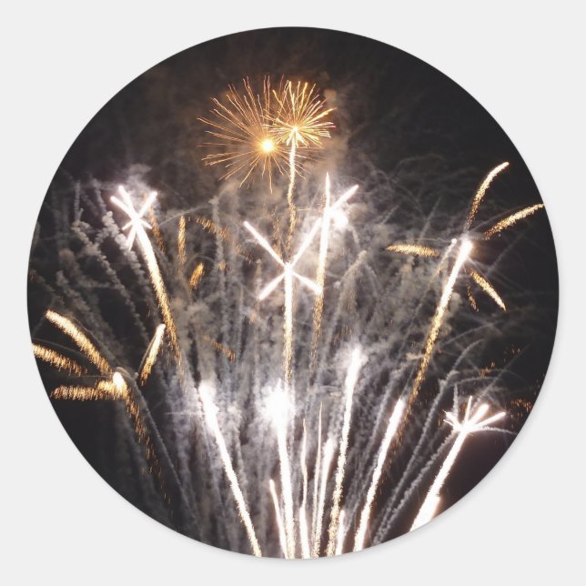 White and Gold Fireworks II Patriotic Celebration Runder Aufkleber (Vorderseite)