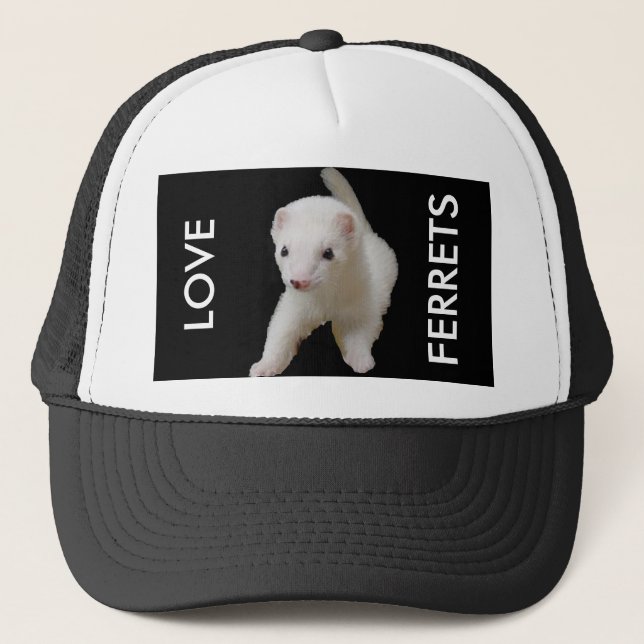 White Baby Ferret Truckerkappe (Vorderseite)