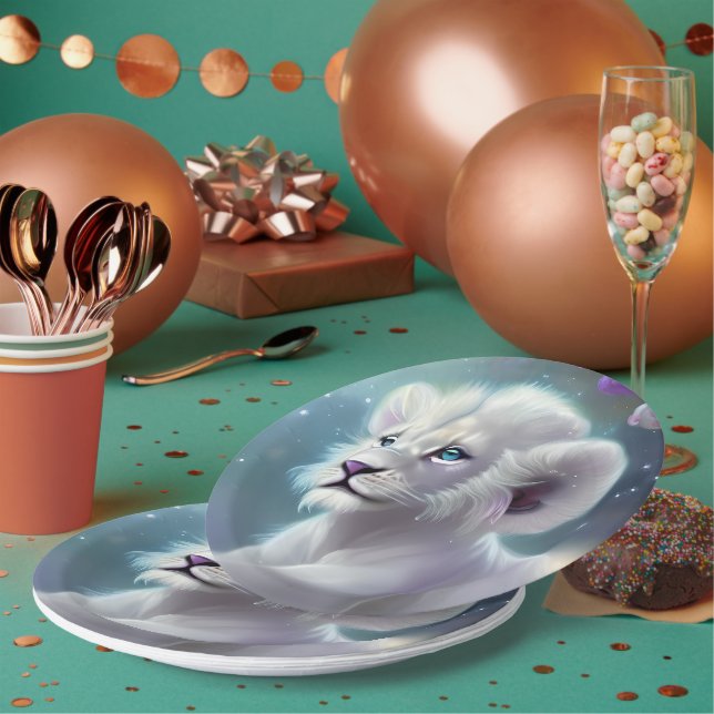 White Baby Lion Cub Fantasy Pappteller (Multi)