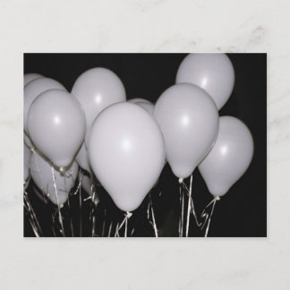 White Balloons Postkarte