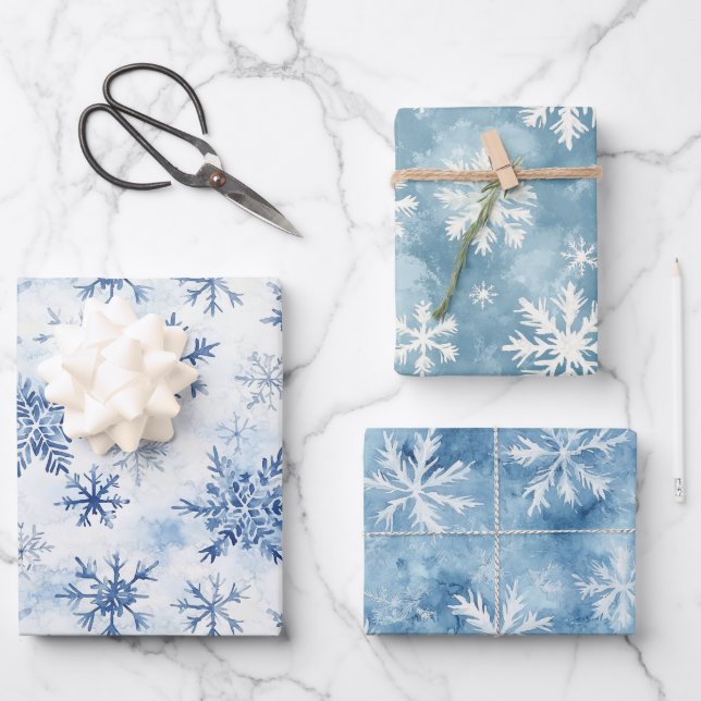 White Blue Christmas Winter Snowflakes Geschenkpapier Set (Vorderseite)