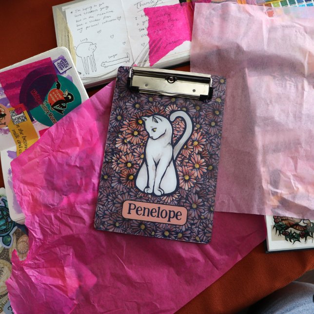 White Cat Mauve Daisies Mini Klemmbrett (Von Creator hochgeladen)