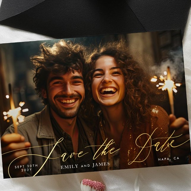 White Classic Foto Das HochzeitGold Save the Date Folieneinladung (Von Creator hochgeladen)