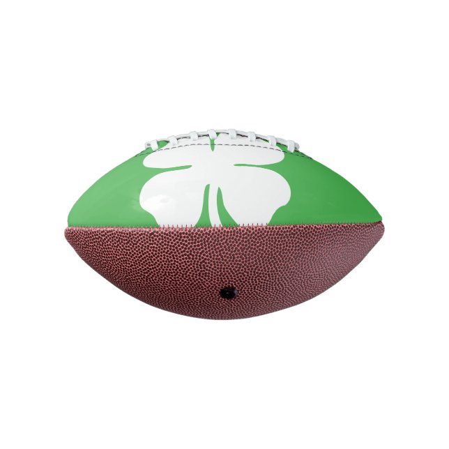 White Clove Leaf Mini Football (Gedreht 270)
