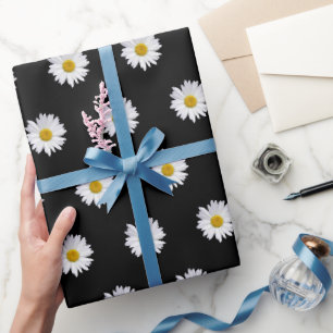 White Daisies on Black Geschenkpapier