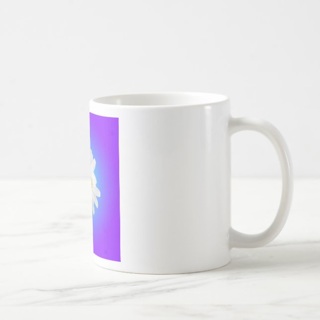 White Daisy Blume Bloral Lila Blue Gradient Kaffeetasse (Rechts)