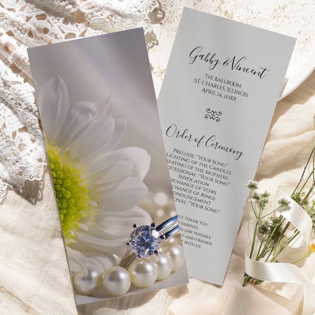 White Daisy et Diamond Ring Wedding Programme (Créateur téléchargé)