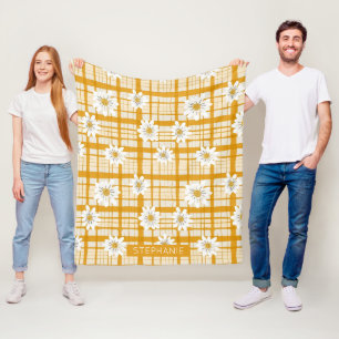 White Daisy Floral Pattern on Yellow Gingham Fleecedecke