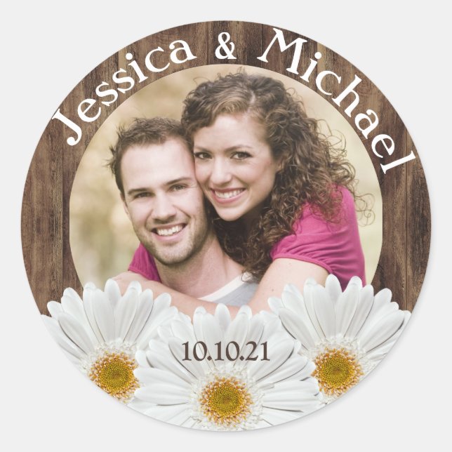 White Daisy Rustic Wood Foto Wedding Rett Date Runder Aufkleber (Vorderseite)