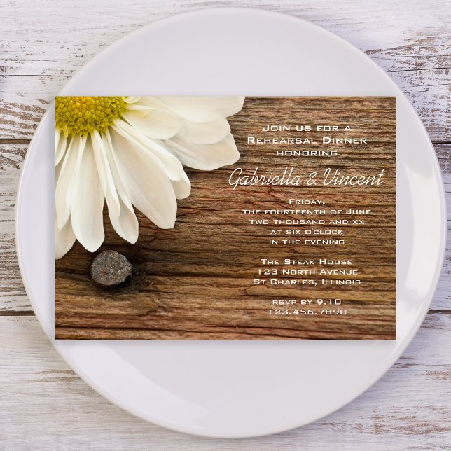 White Daisy und Barn Wood Wedding Probe Dinner Einladung (Von Creator hochgeladen)