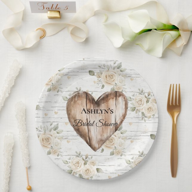 White Floral Boho Imitats Holz Herz Brautparty Pappteller (Hochzeit)