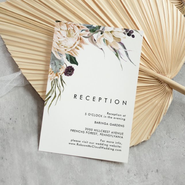 White Floral Wedding Card Begleitkarte (Von Creator hochgeladen)