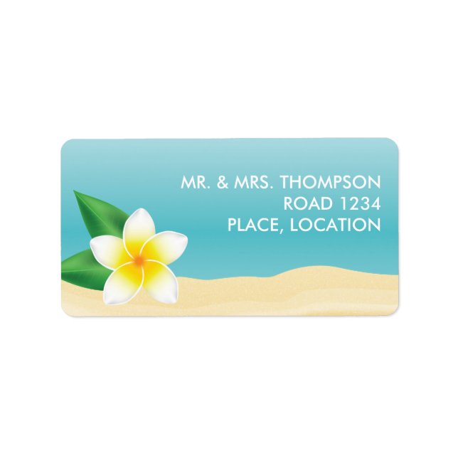 White Frangipani Tropical Beach Wedding Adressaufkleber (Vorne)