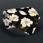 White Gold Blume Black Krawatte<br><div class="desc">Ein wunderschönes Blume in Weiß und Gold auf Schwarz, diese Männer Nackenschleife ist cool für das Büro, eine Nacht auf der Stadt, eine Hochzeit, Ihre eigene Hochzeitsfeier, für den Bräutigam oder Trauzeugen oder als Geschenk für Ihren Ehemann, Papa, Bruder oder besten Freund. Mehr Designs in unserem Geschäft. MACHEN SIE EINE...</div>