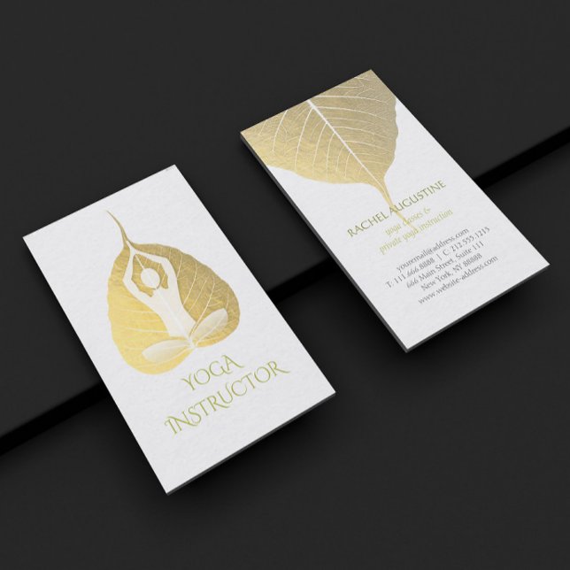 White & Gold Foil Bodhi Leaf Yoga Meditation Pose Visitenkarte (Von Creator hochgeladen)