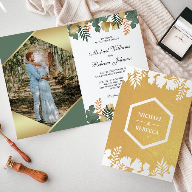 White Gold Geometric Tropical Foto Wedding Folienkarte (Von Creator hochgeladen)