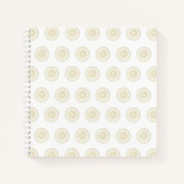 White | Golden Zinnia Flower Medallions Notizbuch (Vorderseite)