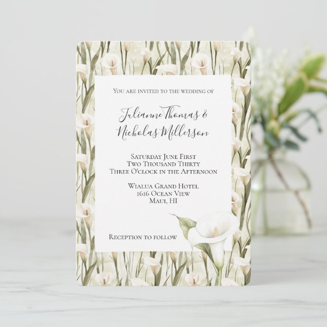 White Green Calla Lily Floral Wedding Einladung (Stehend Vorderseite)