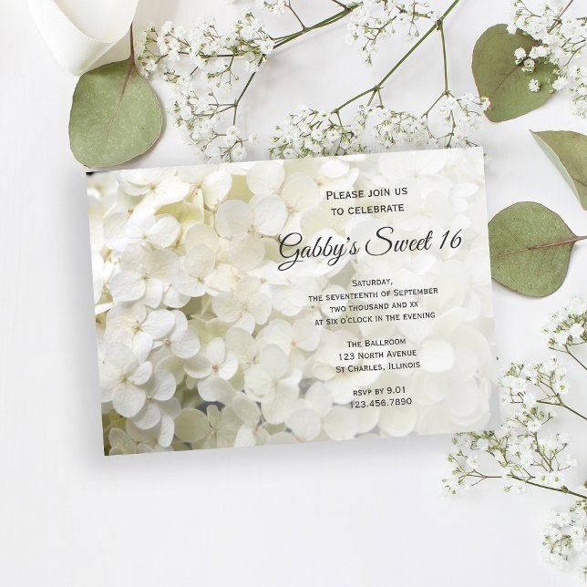 White Hydrangea Blume Sweet 16 Birthday Party Einladung (Von Creator hochgeladen)