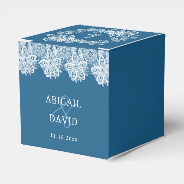 White Lace on Blue Religious Wedding Cube Geschenkschachtel (Vorderseite)