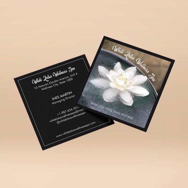 White Lotus in Water Wellness Wellness-Center Blac Quadratische Visitenkarte (Von Creator hochgeladen)