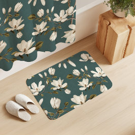 White Magnolia Grove on Viridian Elegant Floral Badematte