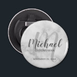 White Marble Modernes Script Personalisierte Trauz Flaschenöffner<br><div class="desc">Fügen Sie Ihrer Hochzeit eine persönliche Touch mit einem personalisierten Trauzeugen Flaschenöffner hinzu. Dieser Flaschenöffner zeigt den Namen der personalisierten Trauzeugen im Stil von grauem, modernem Script-Schriftart und Monogramm im hellgrauen, modernen Script-Schriftart-Stil als Hintergrund mit Titel und Hochzeitsdatum in grauem, modernem Sans Serif-Schriftart auf weißem Marmorboden. Auch perfekt für Trauzeuge,...</div>