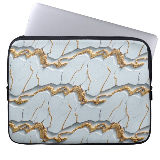 White Marble Texture with Cracked Gold Veins Laptopschutzhülle (Vorderseite)