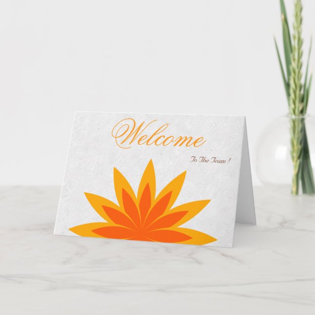 White Minimal Yellow Lotus Willkommen Wünschen Karte (Vorderseite)