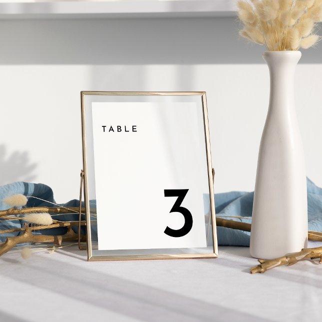 White Modern Bold Wedding Tischnummer Card (Von Creator hochgeladen)