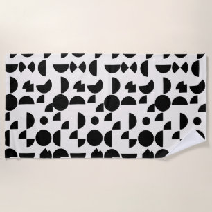 White Modern Elegant Geometric Tribal Strandtuch
