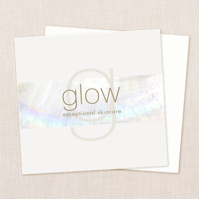 White Modern elegante Monogram Seashell Quadratische Visitenkarte (Von Creator hochgeladen)