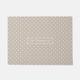 White On Beige Polka Dots Pattern With Custom Name Fußmatte