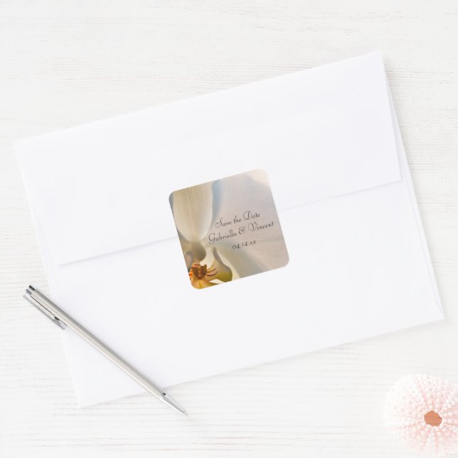 White Orchid Elegance Wedding Save the Date Quadratischer Aufkleber (Umschlag)