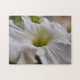 White Petunia Blume Makro Nah Up Puzzle
