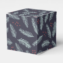 White Pine Boughers Feathers Holly Berries Weihnac