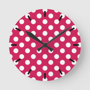 White polka dots on cerise runde wanduhr