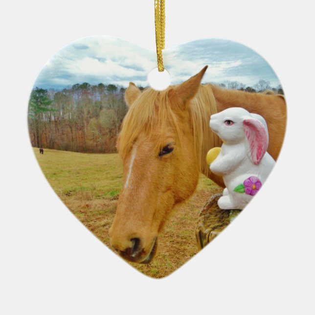 White rabbit and blond yellow horse keramik ornament (Vorne)
