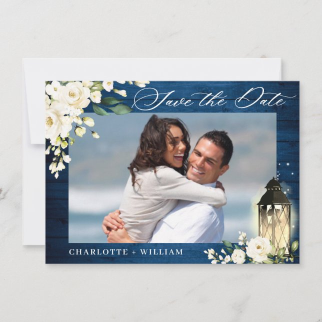White Roses Blue Wood FOTO Wedding Save The Date (Vorderseite)