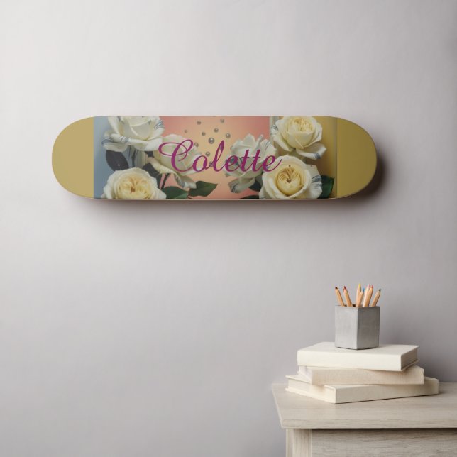 White Roses Colette Gold Skateboard (Wandkunst (Horz))