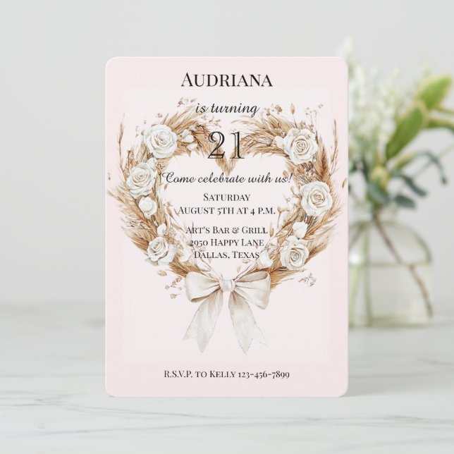 White Roses Floral Heart Bow Birthday Einladung (Stehend Vorderseite)