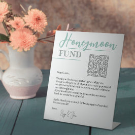 White & Sage Green Elegante QR Code Honeymoon Fund Sockelschild