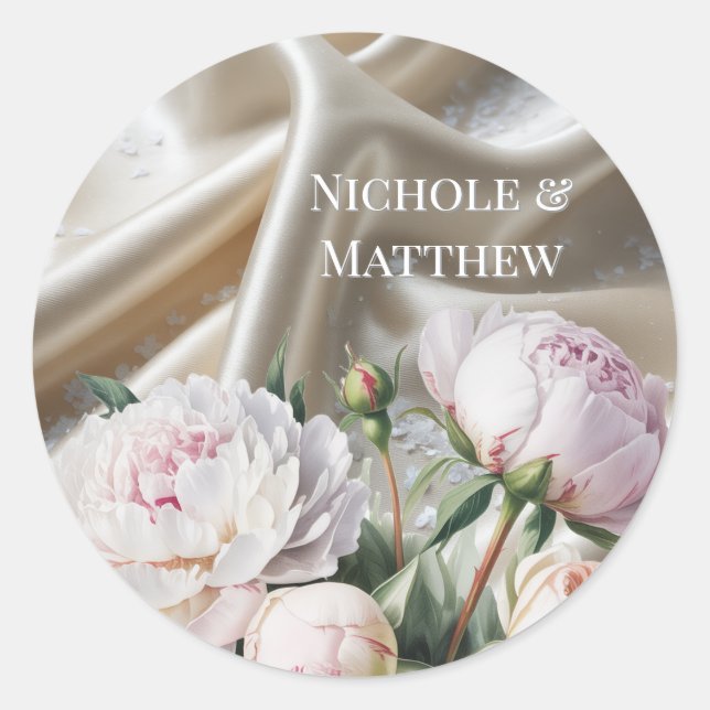 White Satin with Roses and Peony Wedding Runder Aufkleber (Vorderseite)