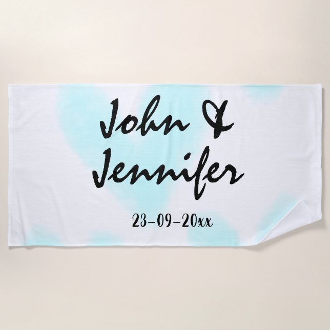 white simple minimal text style wedding blue heart strandtuch (Vorderseite)