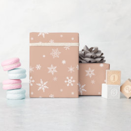 White Snows on Dusty Rose Modernes Weihnachtsgesch Geschenkpapier