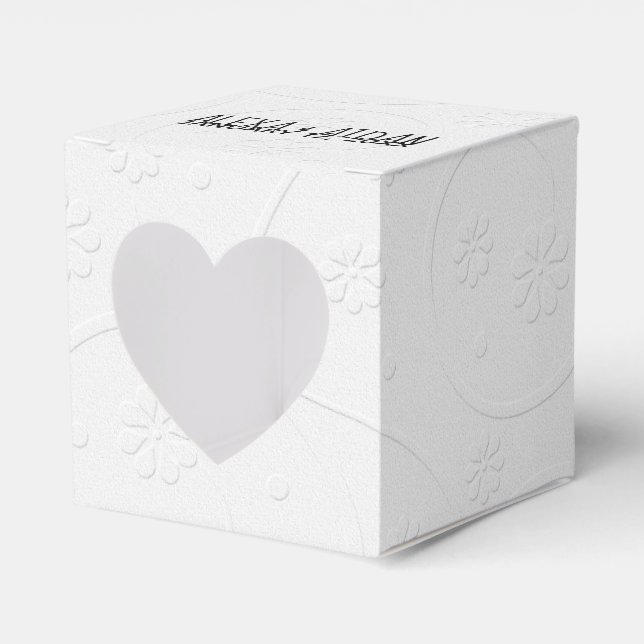 White Wedding Embossed Blume Geschenkschachtel (Vorderseite)