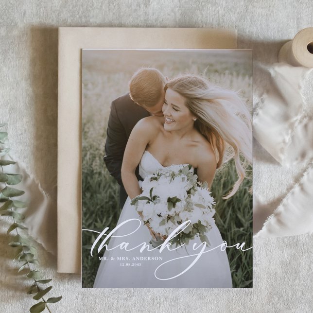 White Whimsical Script Overlay Foto Wedding Dankeskarte (Von Creator hochgeladen)