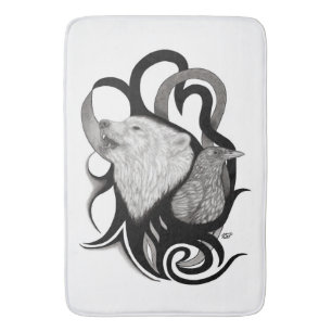 White Wolf mit Raven Tribal Art Badematte