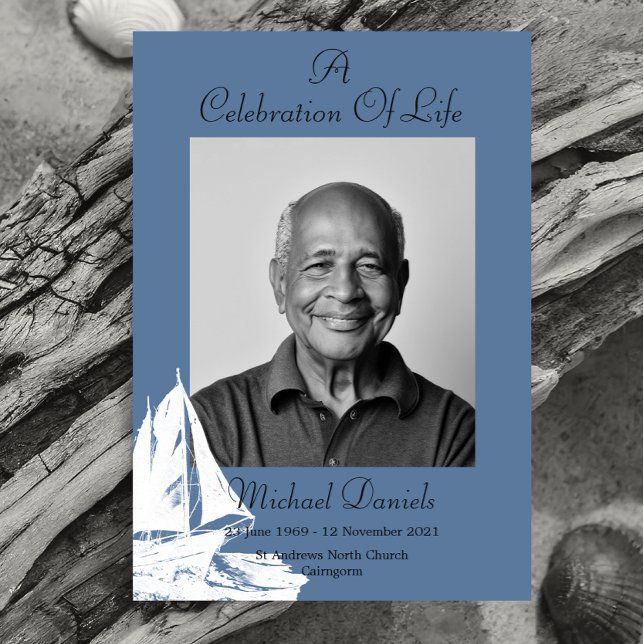 White Yacht Célébration De La Vie Carte photo (Créateur téléchargé)